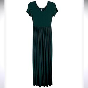 VIISHOW Dark Forest Green Maxi Dress